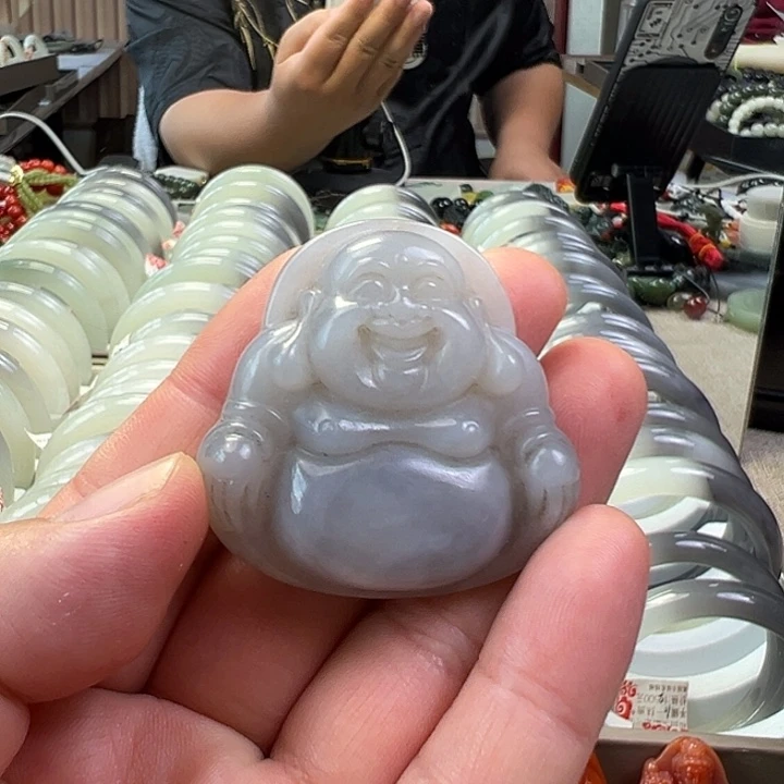 和田玉（糖玉）未镶嵌颈饰佛公