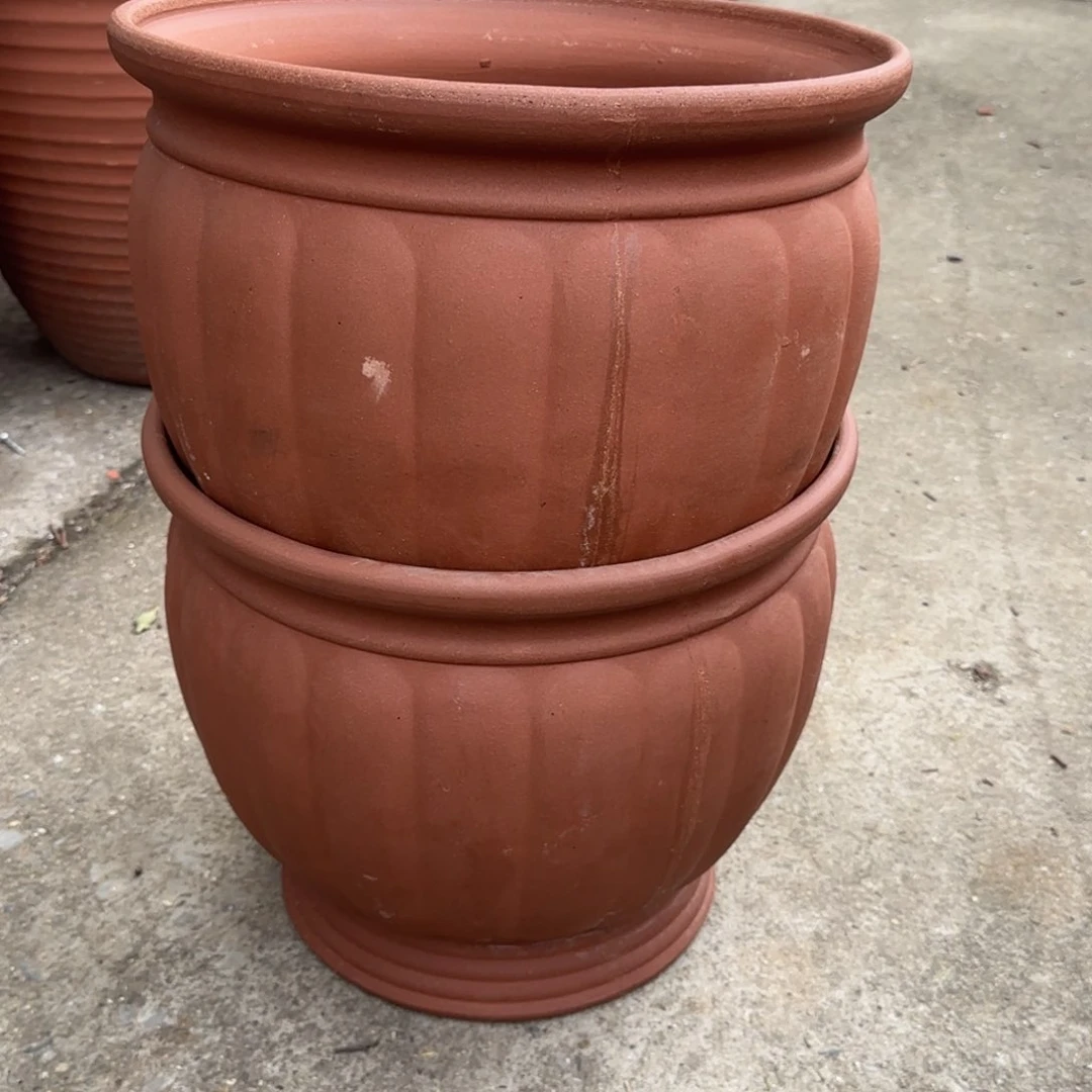 紫砂花盆口35高30宜兴紫砂底部瑕疵