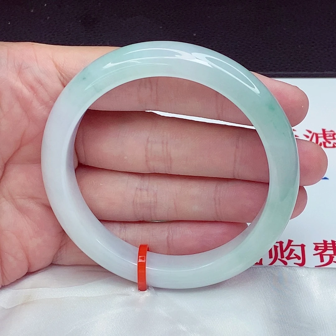 翡翠未镶嵌手镯61圈