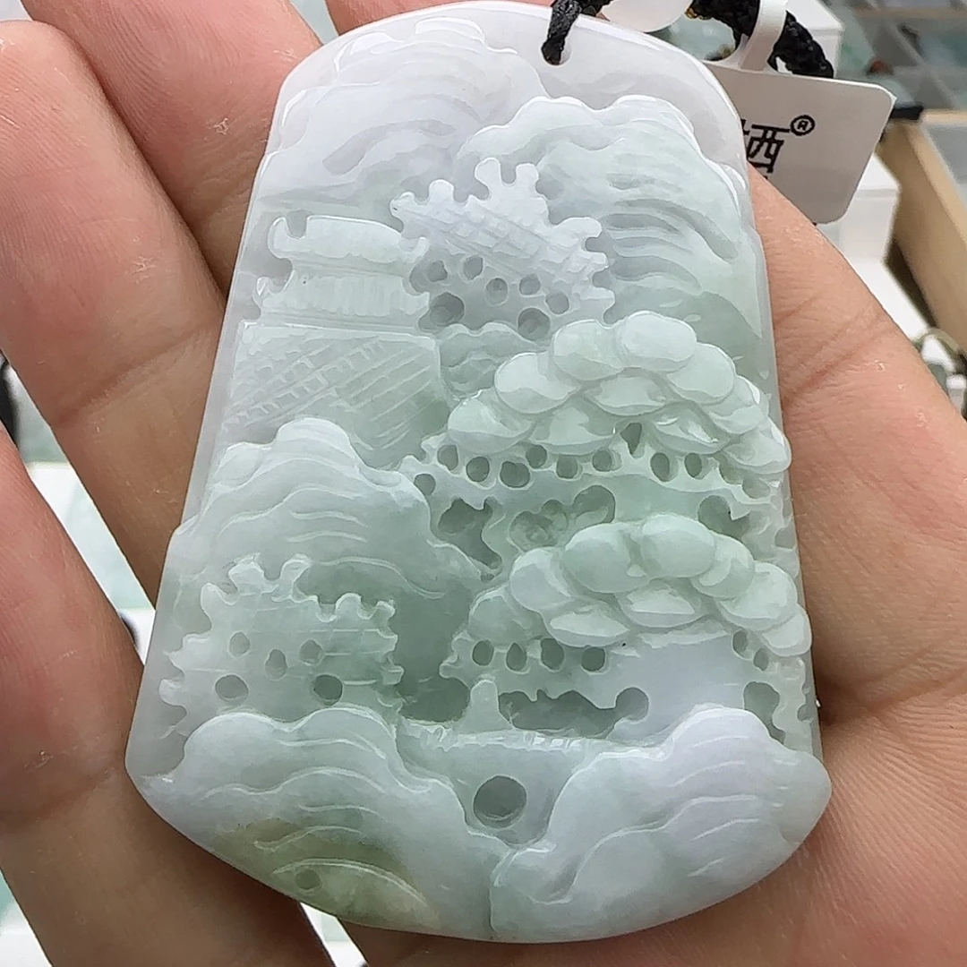 小***猫翡翠未镶嵌颈饰翡翠