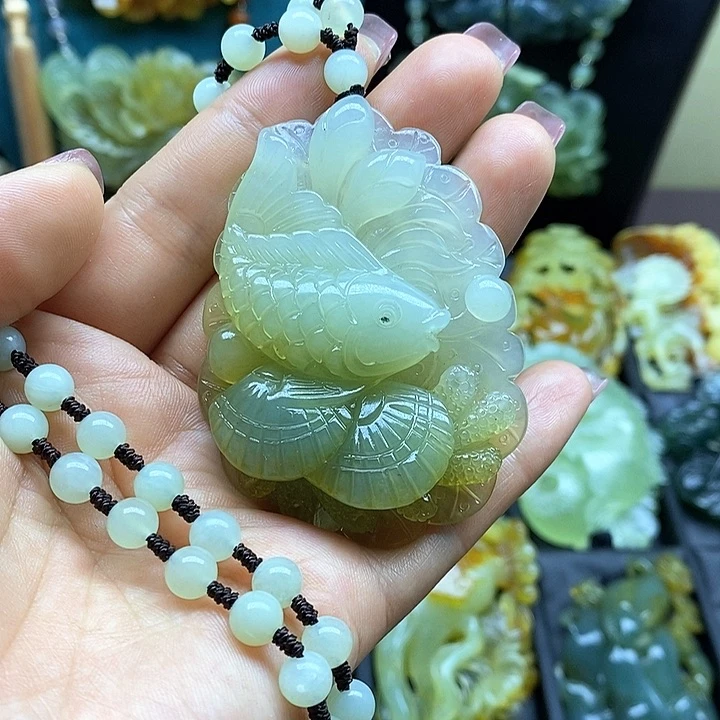 蛇纹石玉未镶嵌挂件