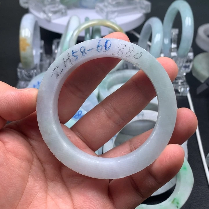 定制翡翠未镶嵌天然翡翠手镯翡翠手镯