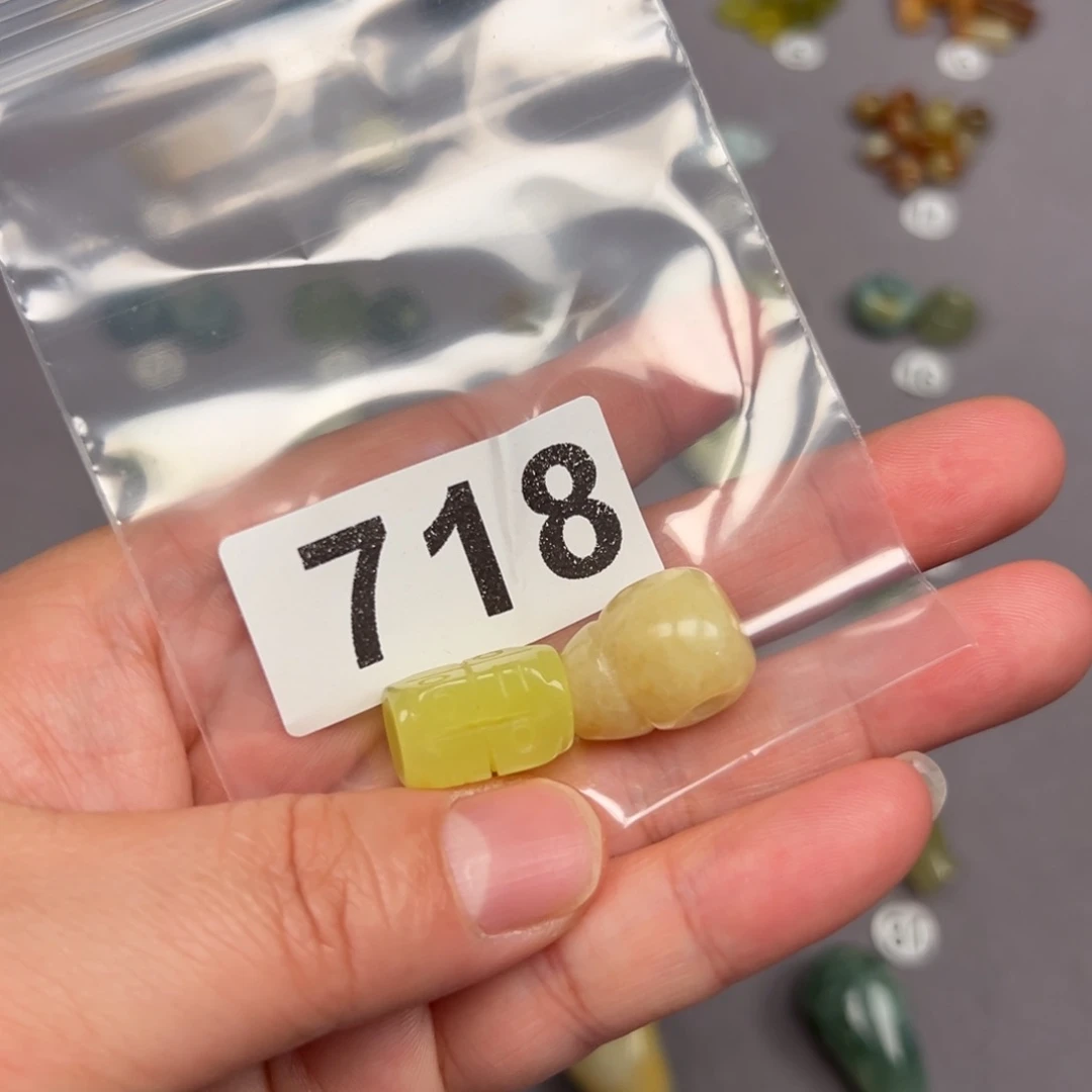 未镶嵌蛇纹石玉颈饰崇*微瑕不退不换