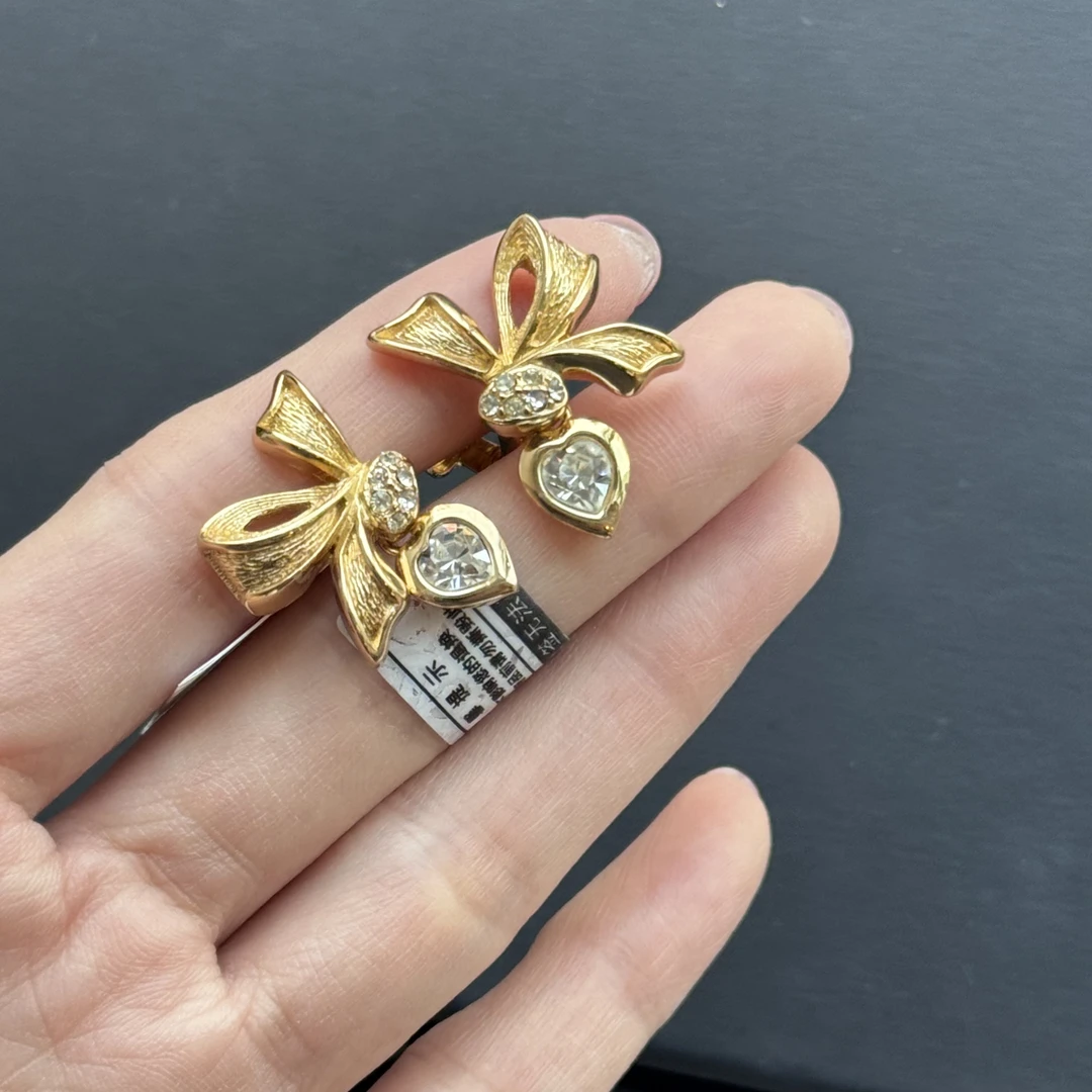 95新 DIOR/迪奥 迪奥立体蝴蝶结耳夹