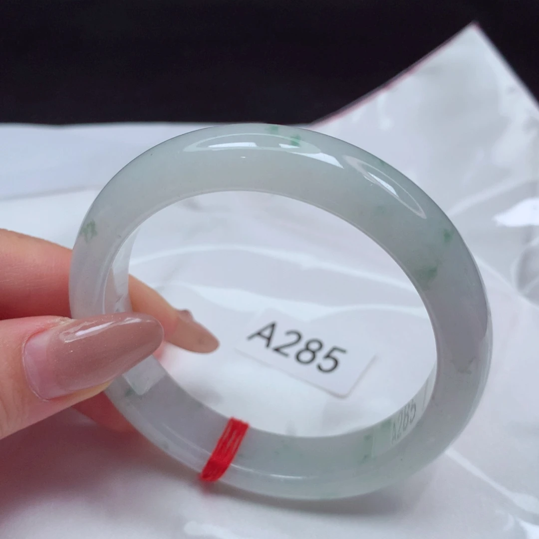 翡翠手镯未镶嵌手镯56