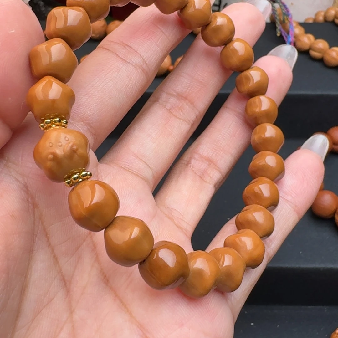 吊坠猴头核桃福星手串