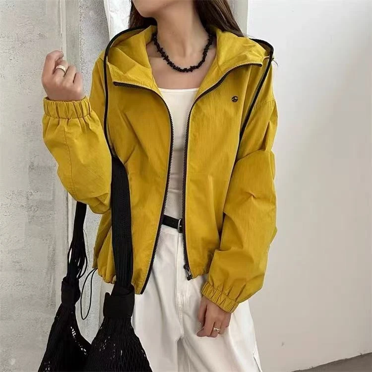 25212新款韩版连帽短外套女长袖时尚百搭防晒衣冲锋衣夹克上衣
