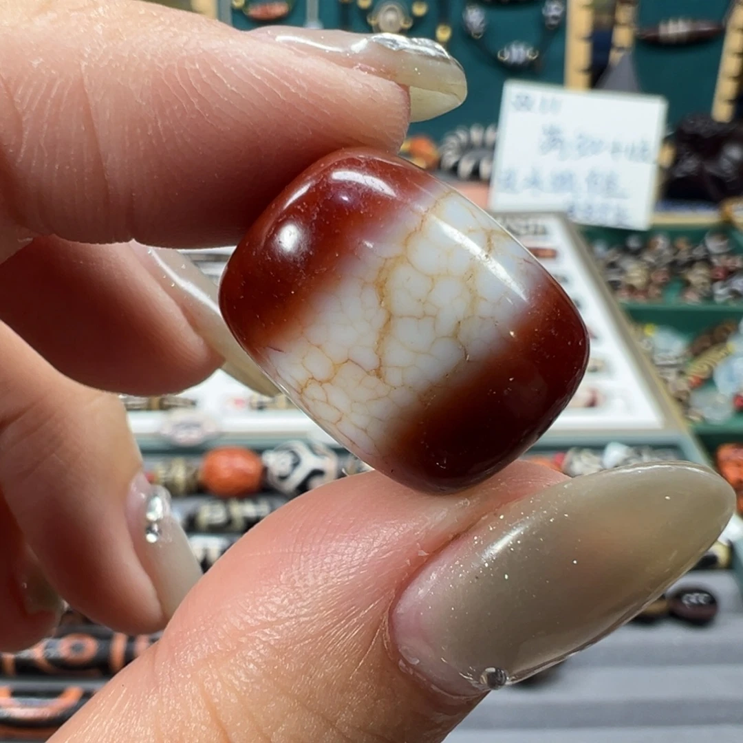 玛瑙/玉髓未镶嵌珠宝半成品吴老老藏红一线药师