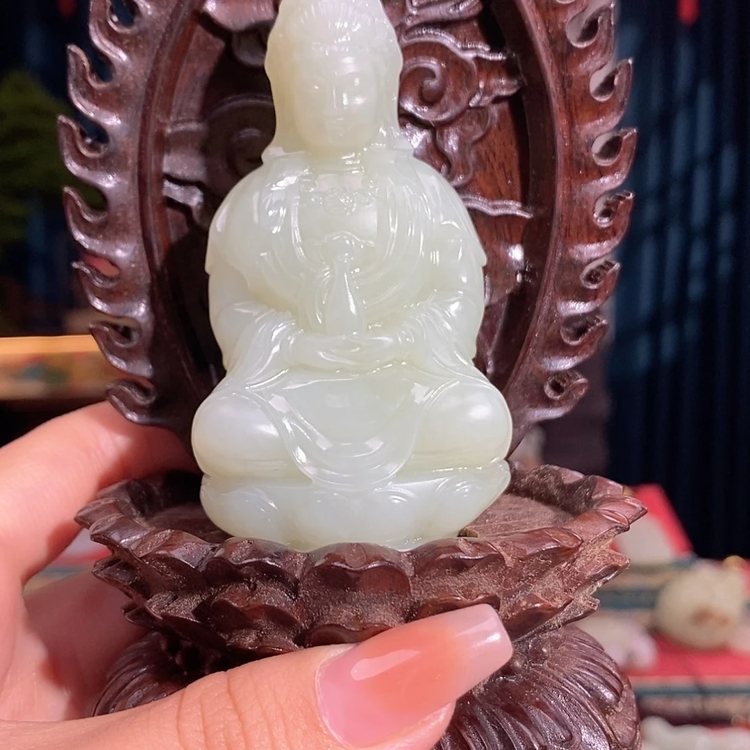 一***想和田玉未镶嵌颈饰