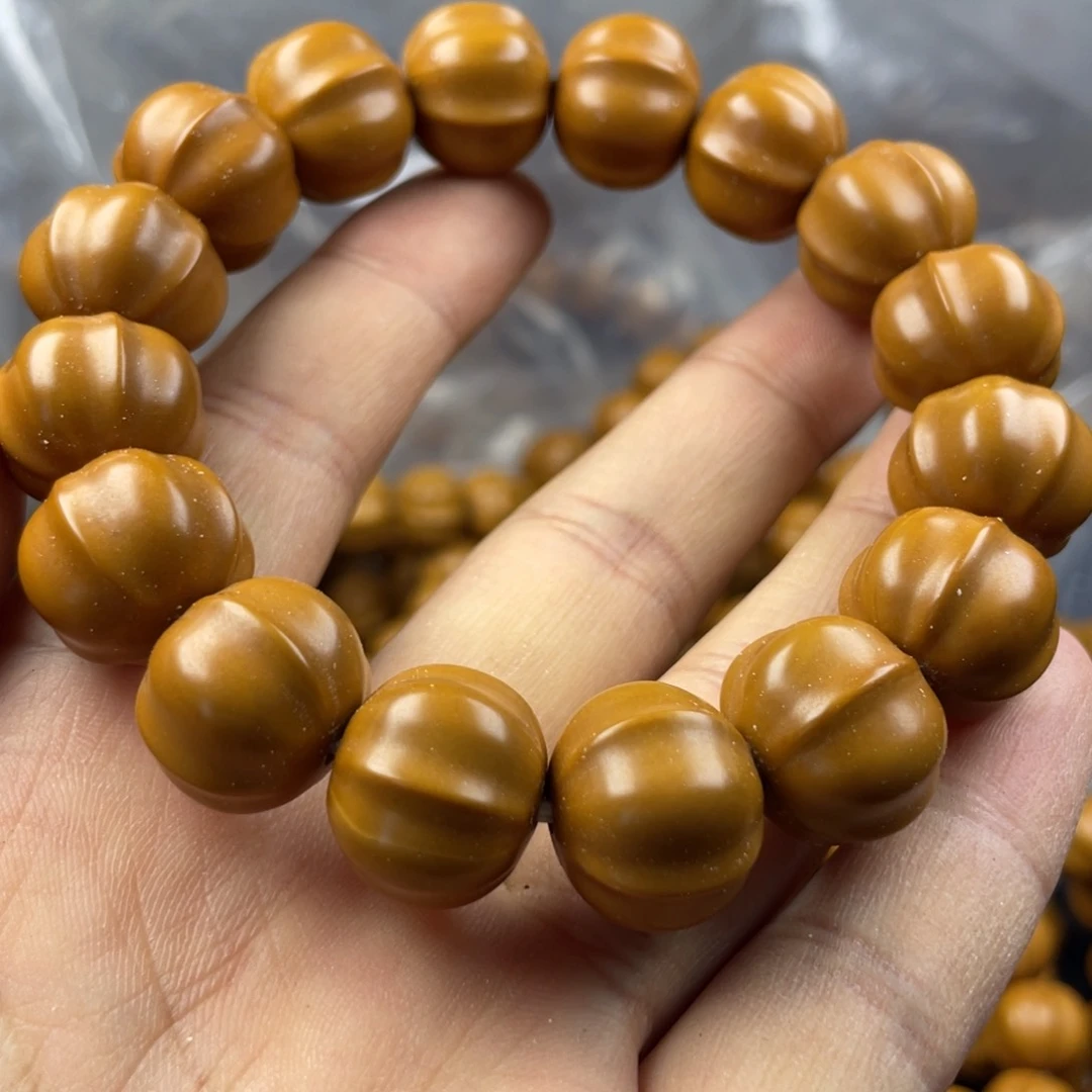 猴头核桃吊坠别有