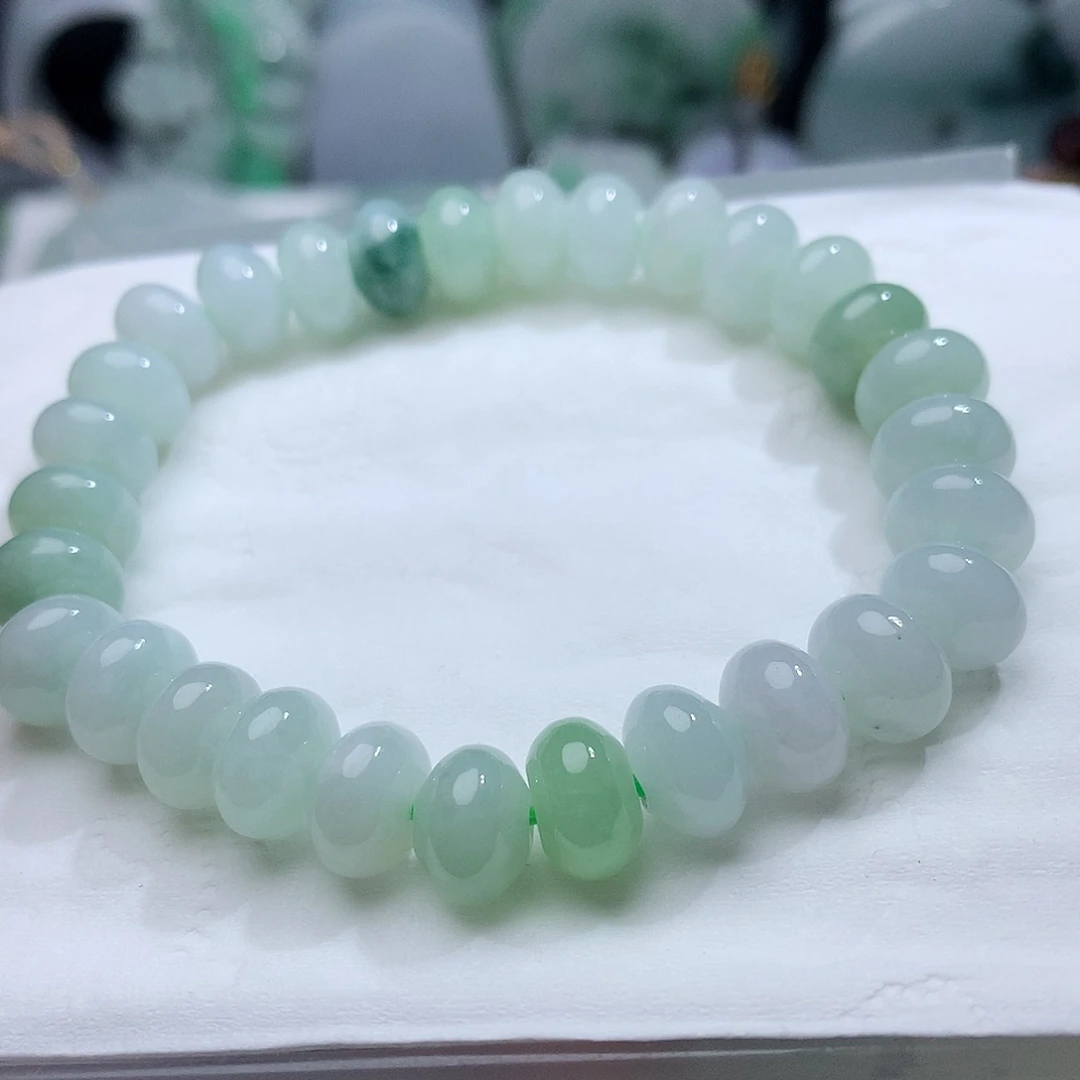 翡翠未镶嵌颈饰593