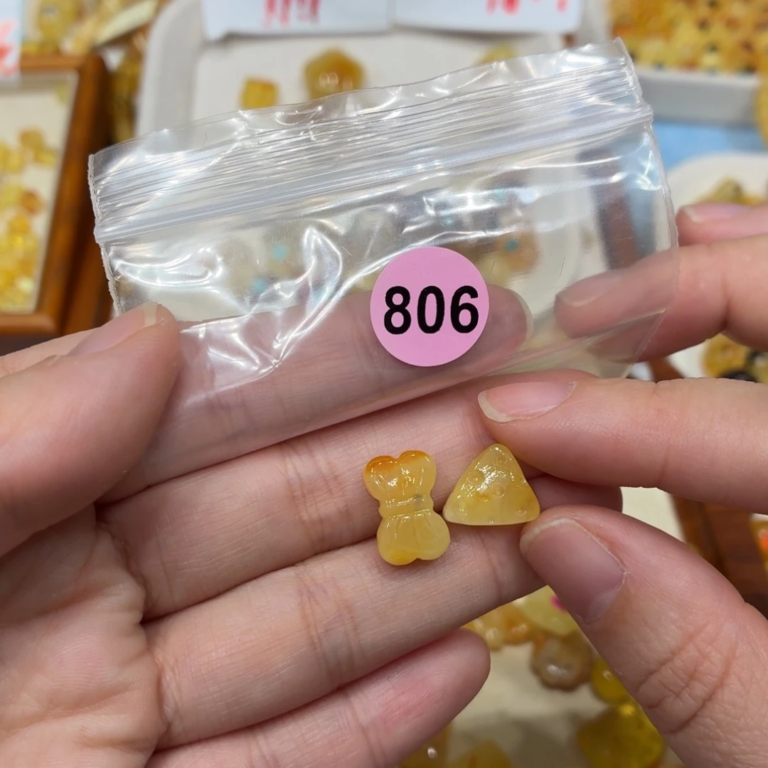 琥珀未镶嵌珠宝奇石