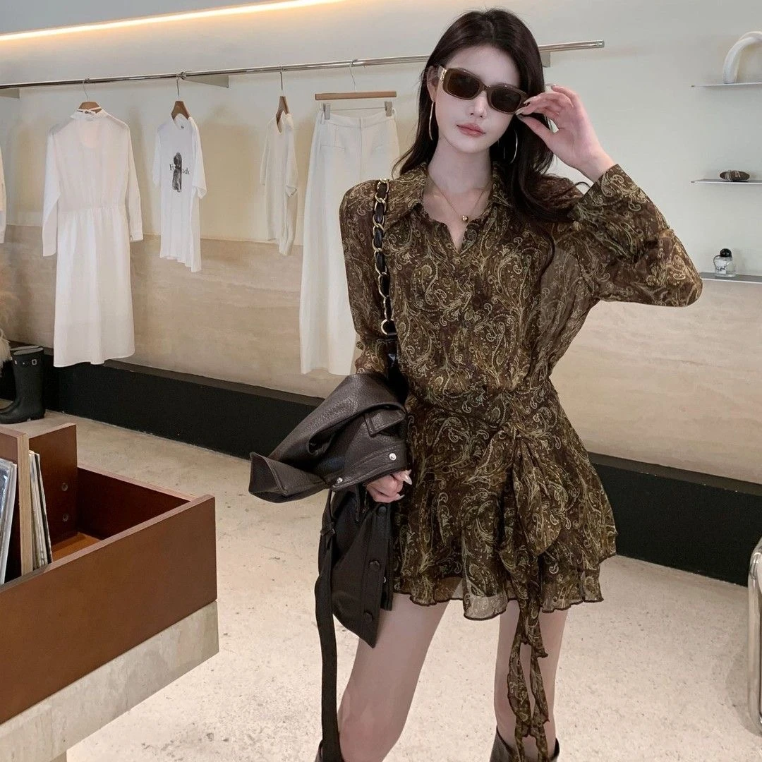 【ZACOCO】禅意早秋感性感高腰修身气质腰果花V领通勤v领连衣裙女