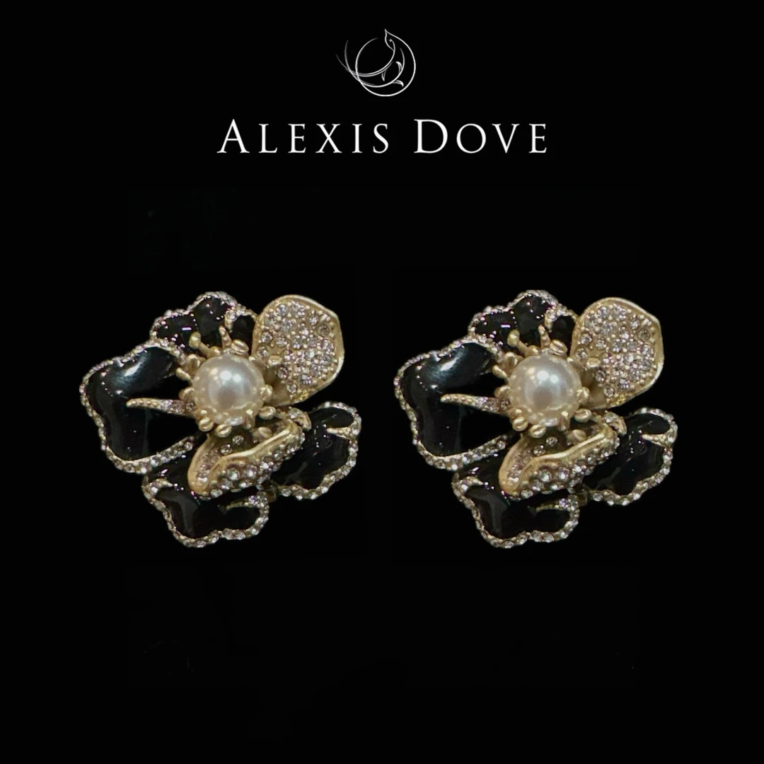 铜合金合成锆石耳饰 重工黑色满镶花朵耳钉【乐亿】