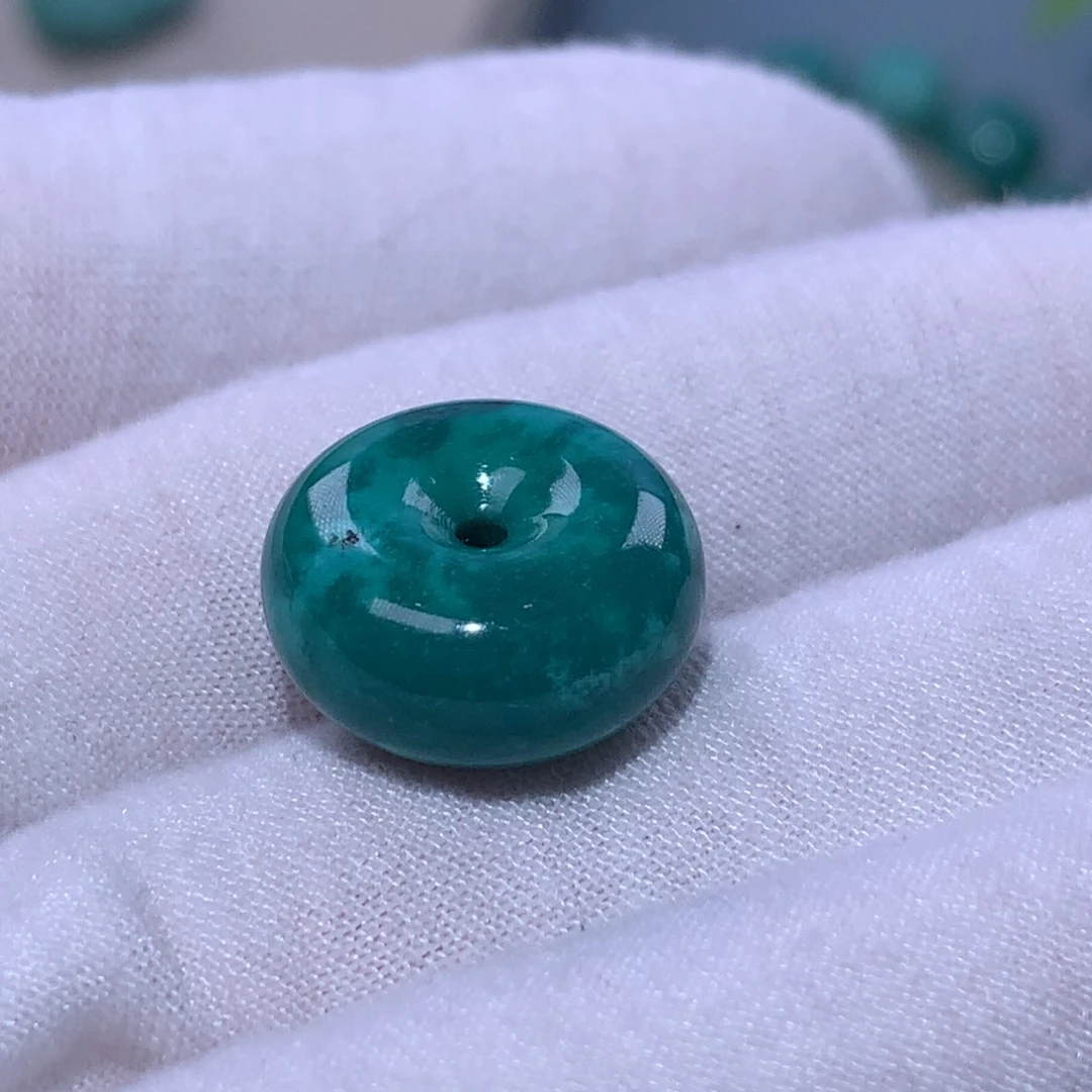 绿松石未镶嵌珠宝奇石8