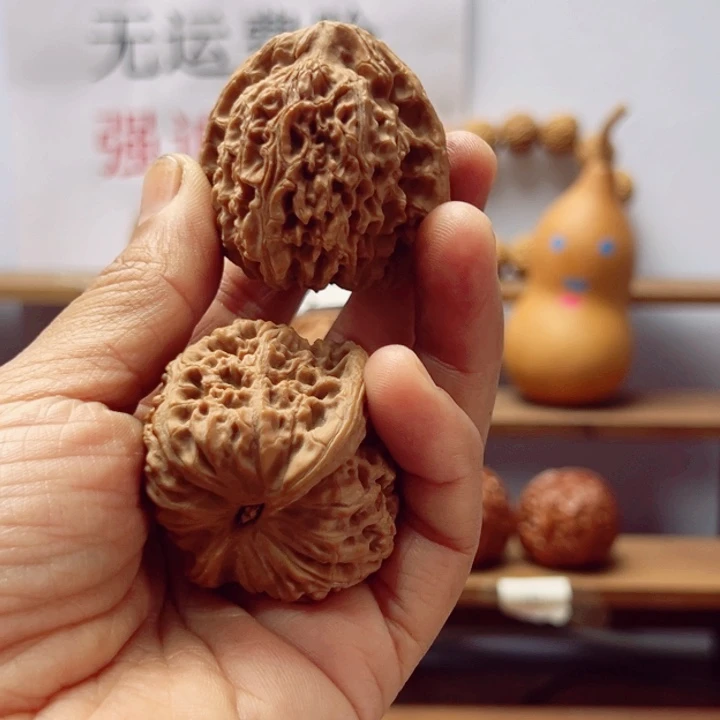 M***k涿鹿南疆石文玩核桃