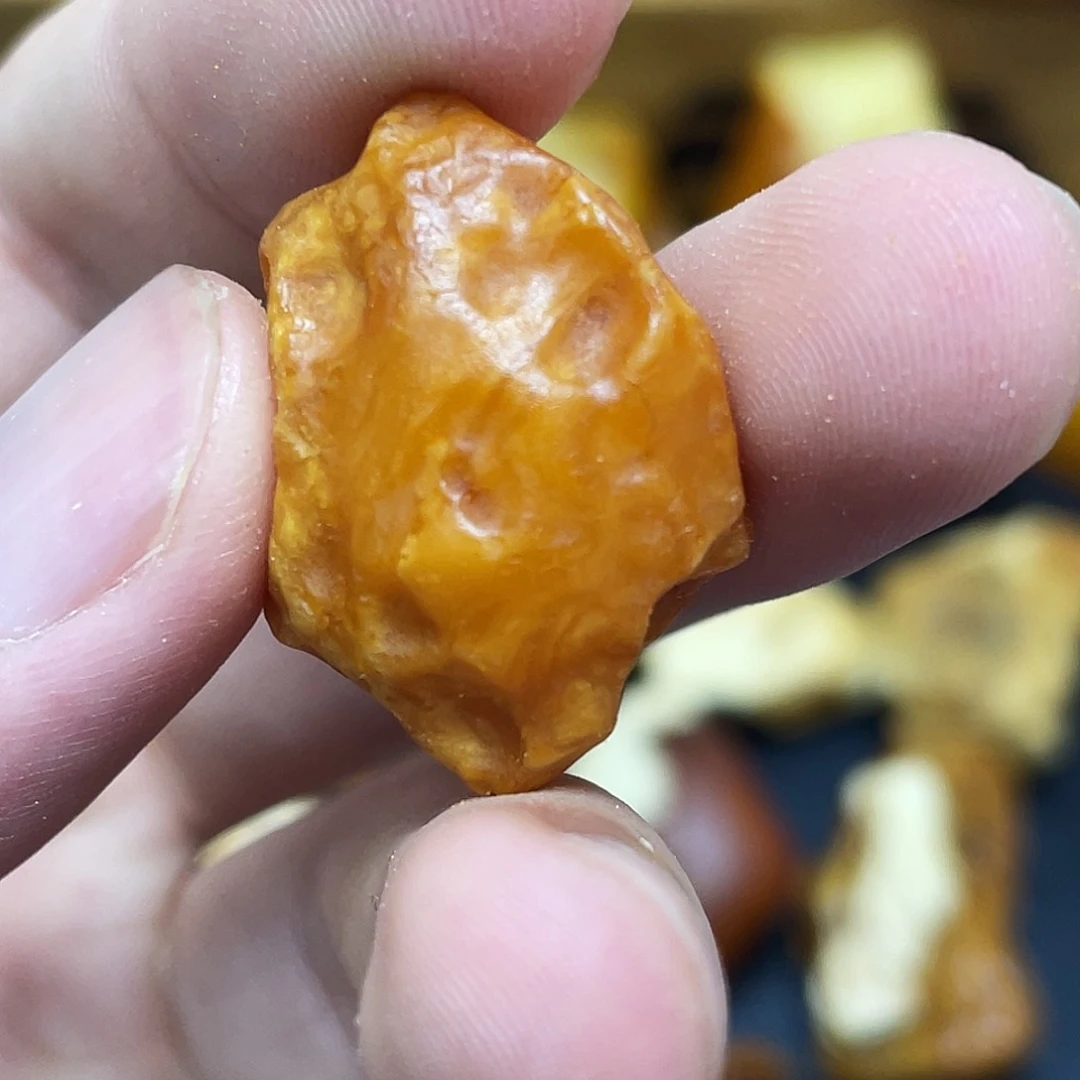 定制琥珀未镶嵌定制