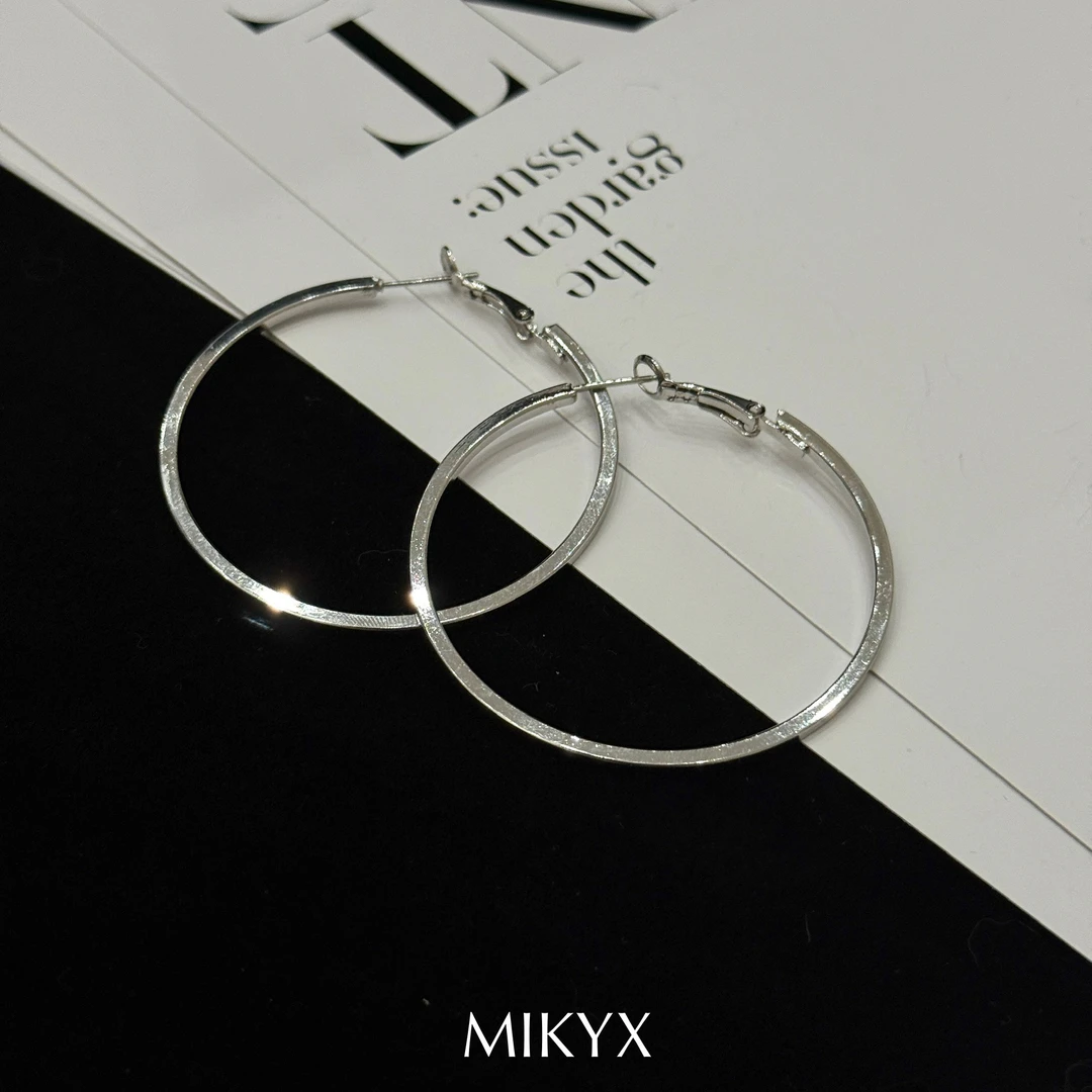 mikyx 铜合金耳饰 银色素圈光面大耳环A004