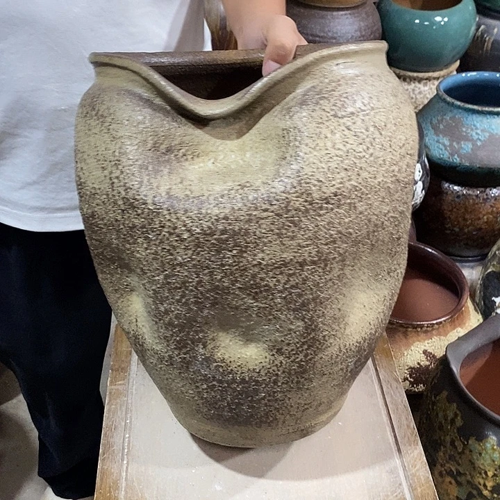 花盆紫砂口23高度32拳头………