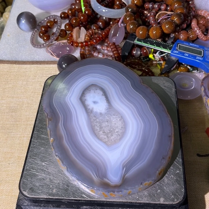 未镶嵌玛瑙/玉髓珠宝奇石