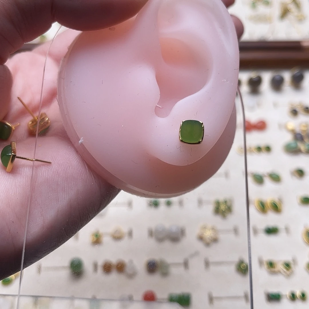 银S925镶嵌和田玉耳饰