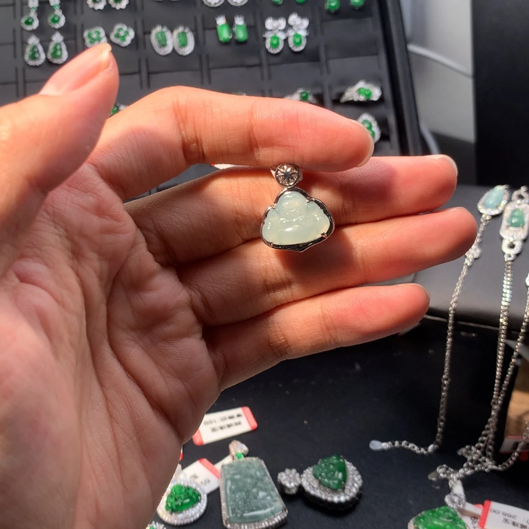 翡翠未镶嵌吊坠(不含链)