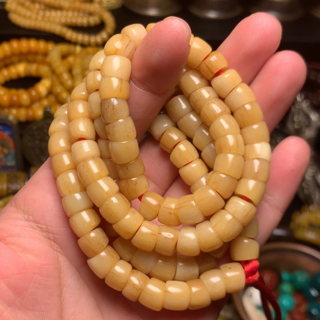 泥塑娘啦擦擦骰子