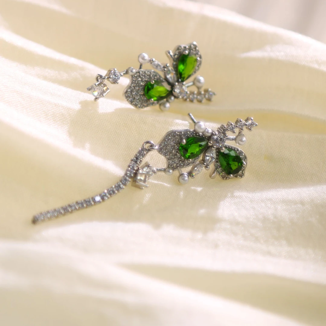 S925天然彩宝透辉石特色不规则流苏蝴蝶耳环