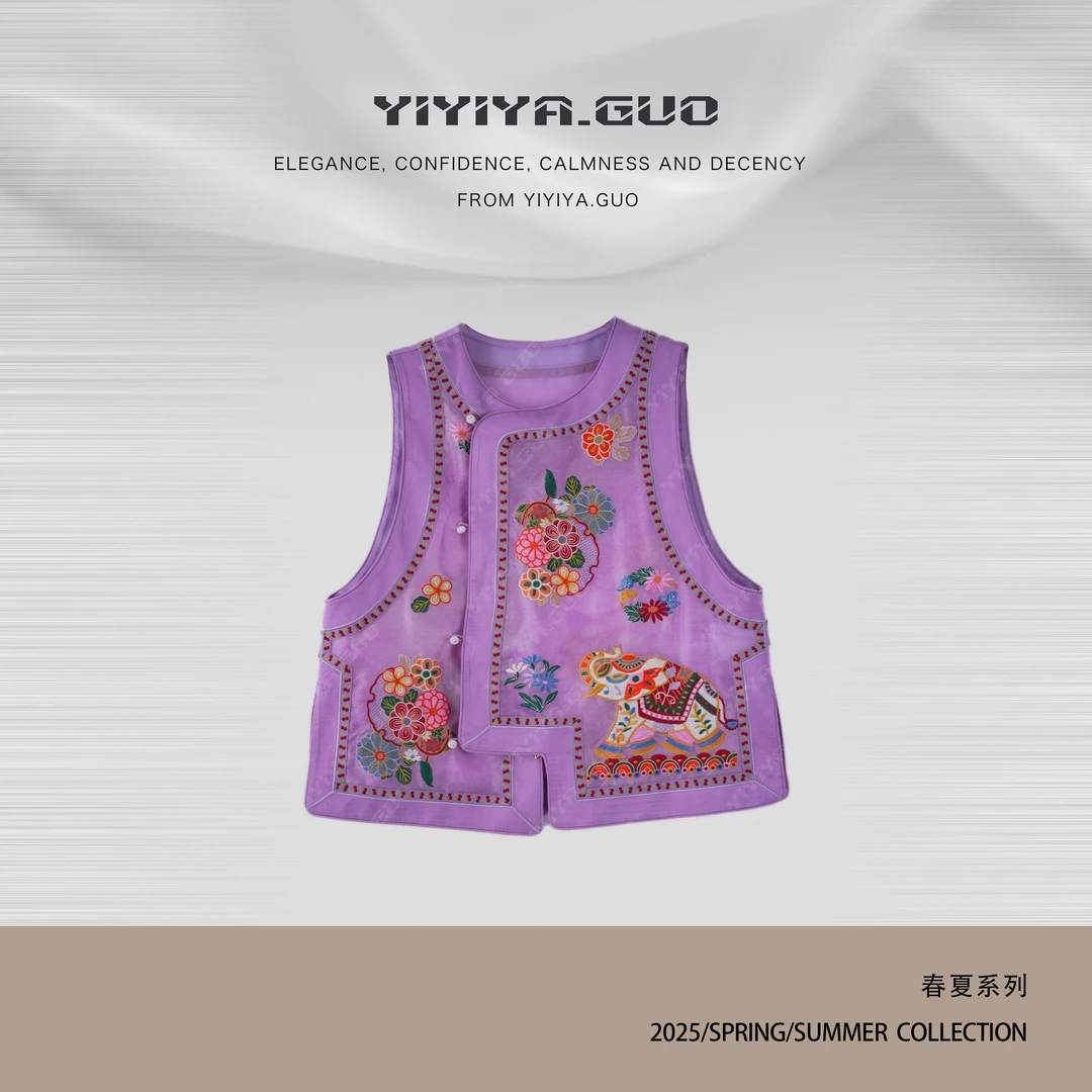 yiyiya.Guo艺艺吖【万象汇】休闲时尚百搭斜襟刺绣圆领马甲0925SS52