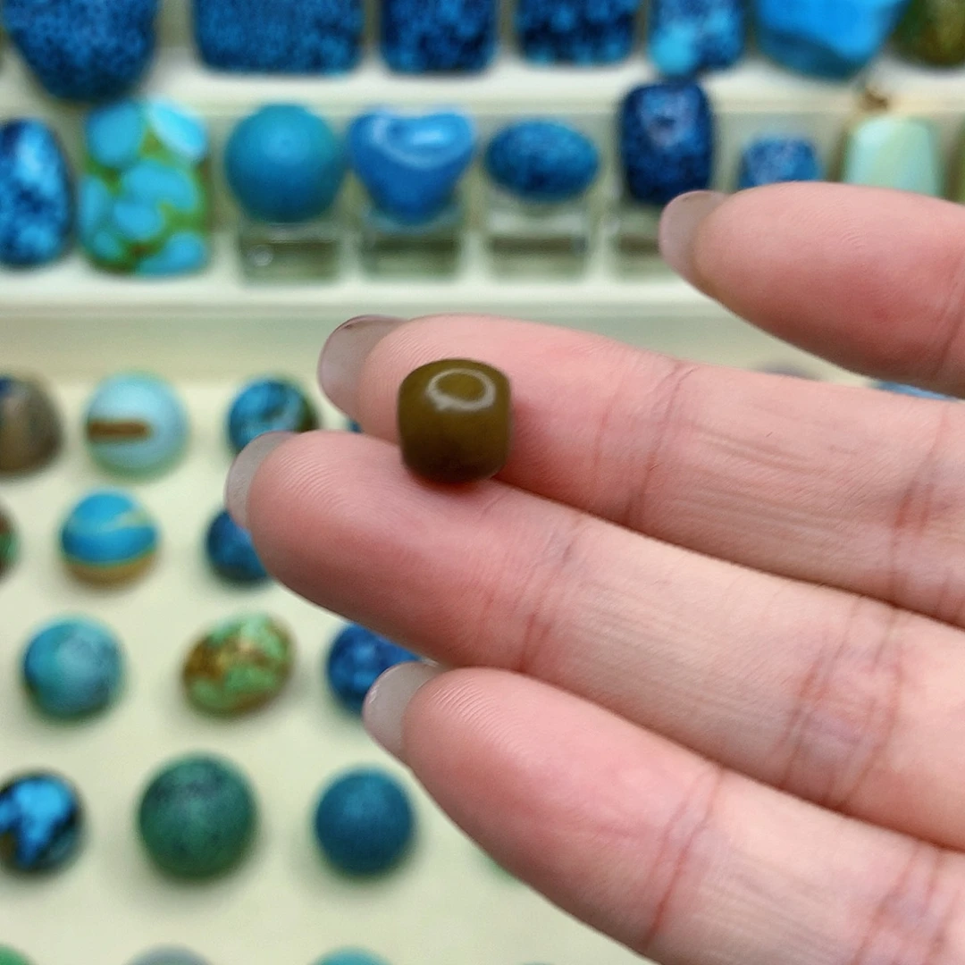 绿松石未镶嵌三彩随行