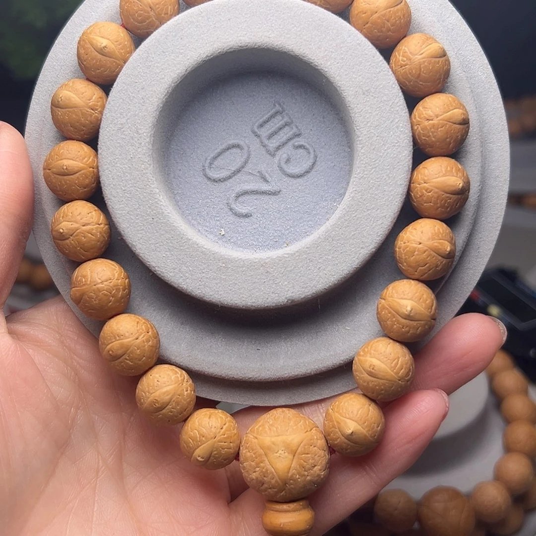 此***用凤眼菩提吊坠菩提