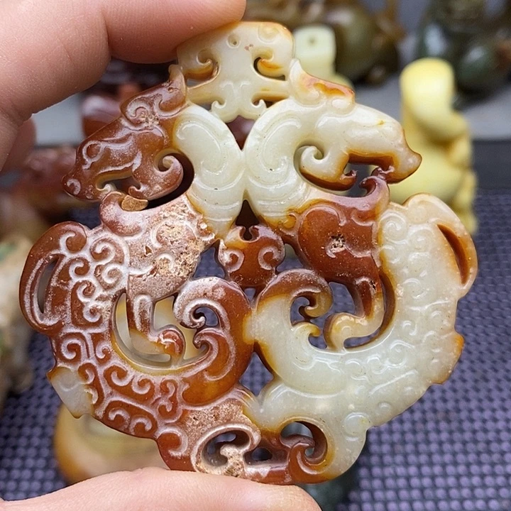 未镶嵌蛇纹石玉颈饰