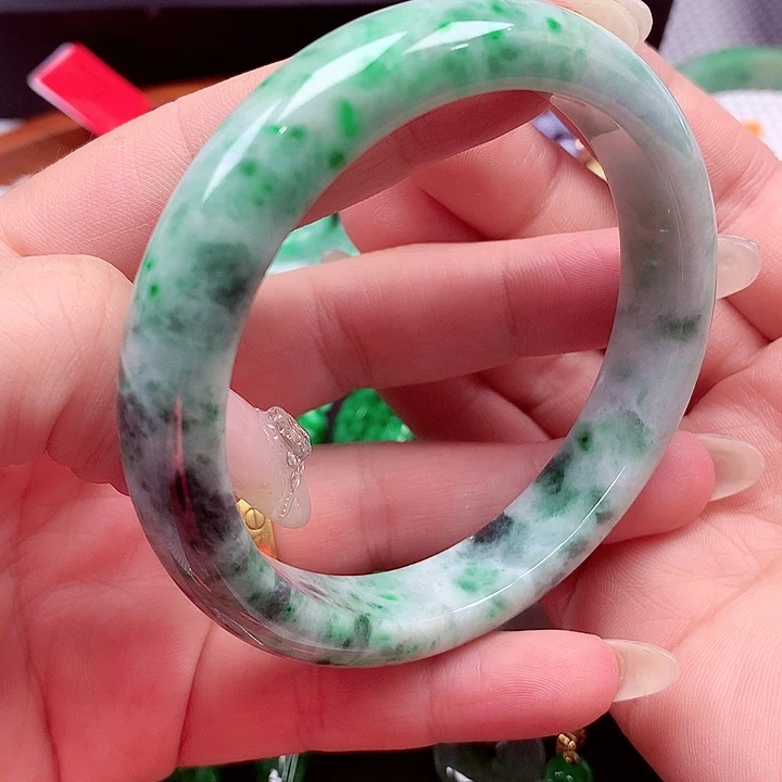 翡翠未镶嵌手镯翡翠手镯