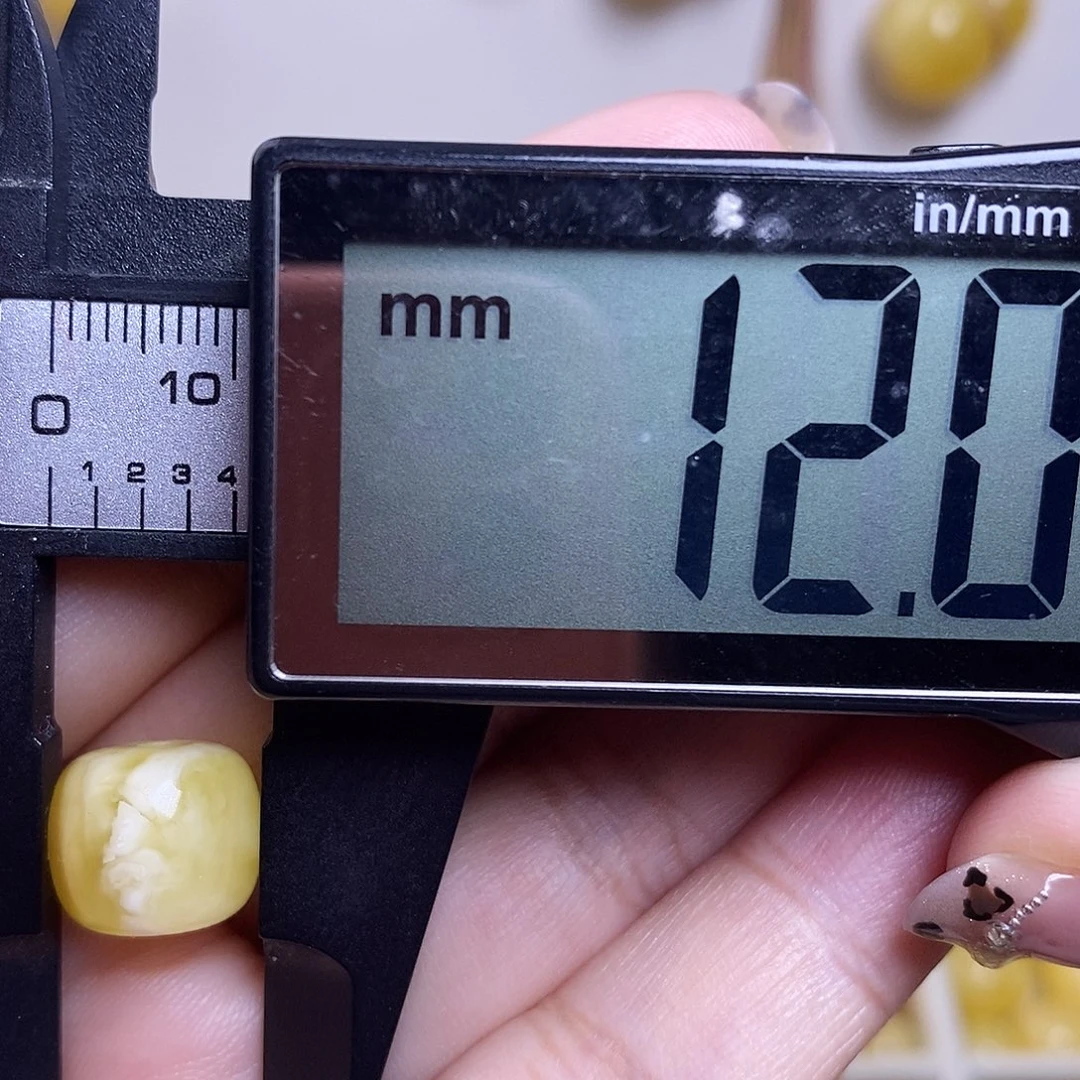 裸石琥珀未镶嵌蜜蜡老型