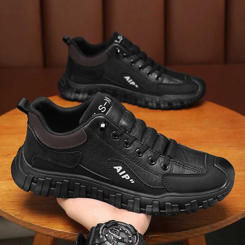 男鞋2025秋冬新款休闲皮面防水耐磨厚底加绒运动一脚蹬男士劳保鞋