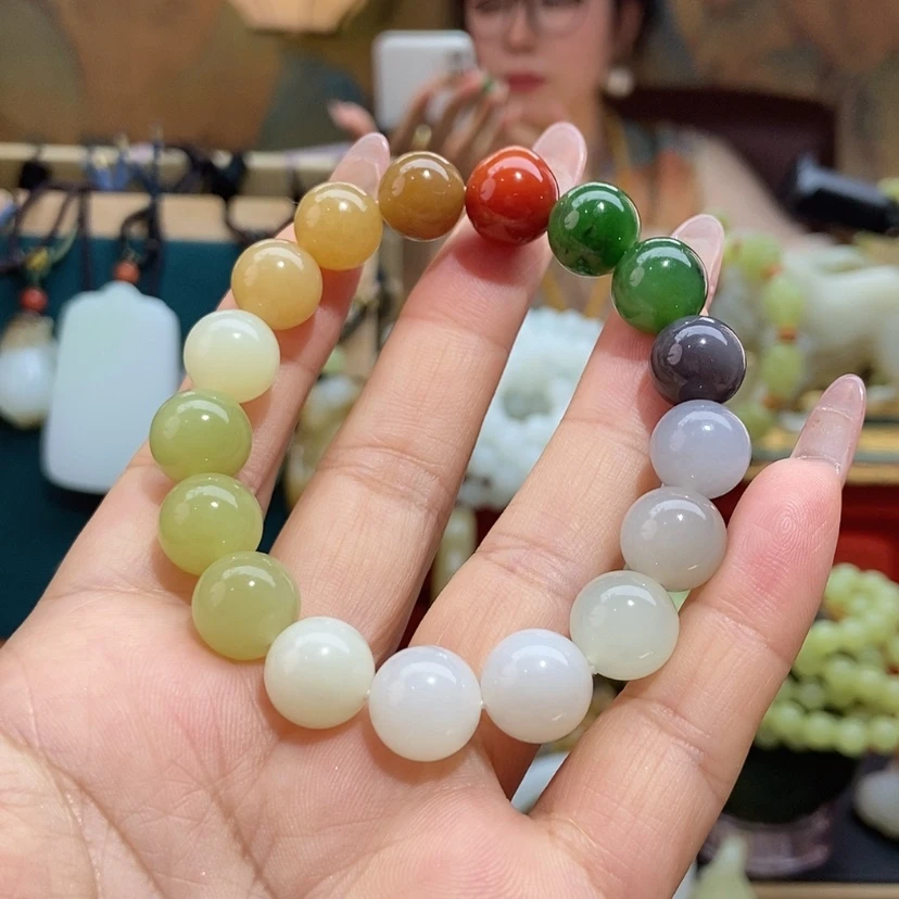 【闪购商品】未镶嵌手链和田玉浅*地
