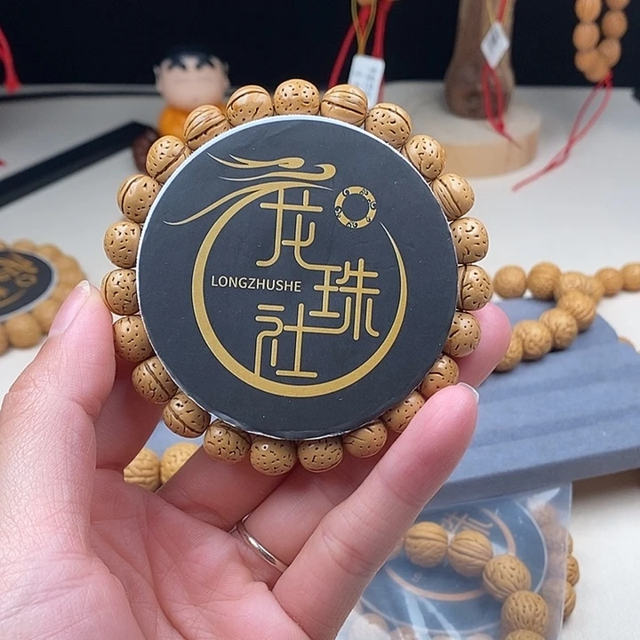 桃核手串小尺寸1.0 头修。