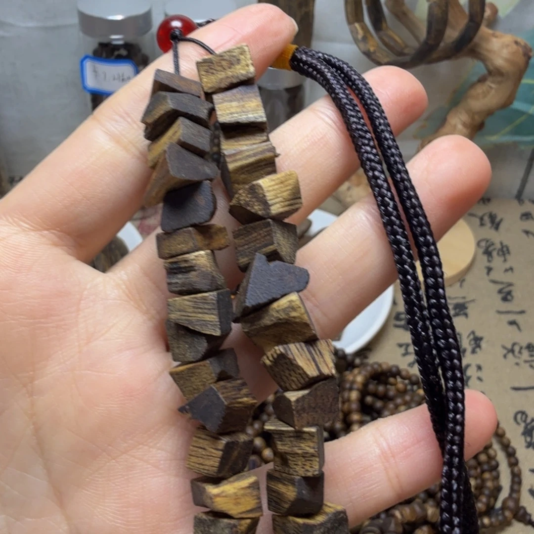 沉香沉香碎屑车绳子