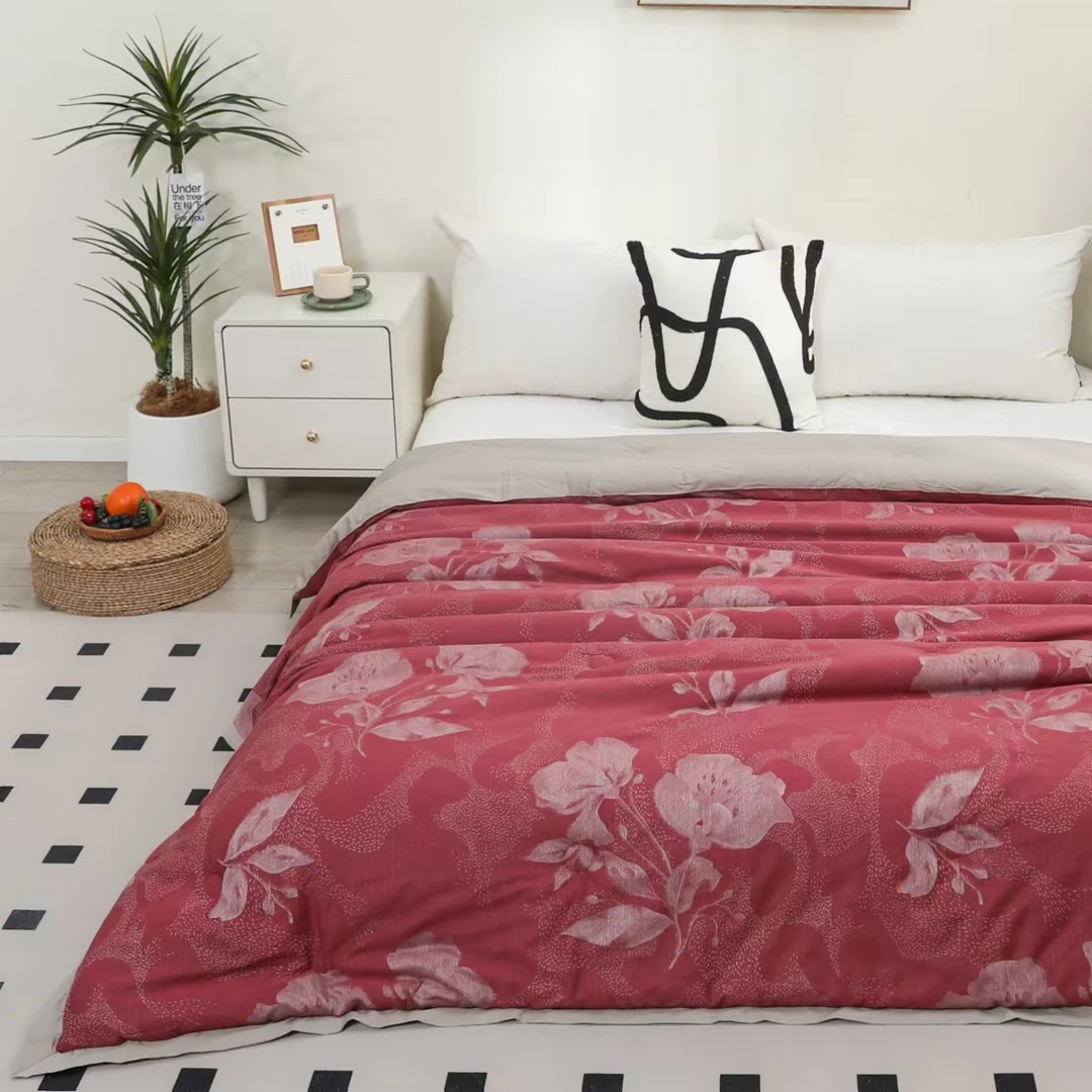 （花语）2.0M*2.3M高端双层纱纯棉柔软亲肤可机洗蚕丝被