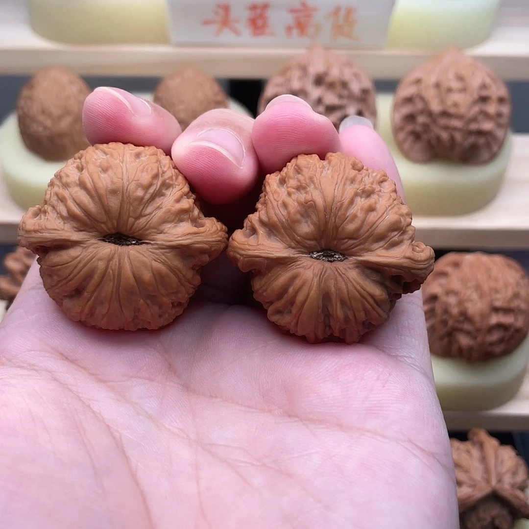 吊坠文玩核桃绣球39.5
