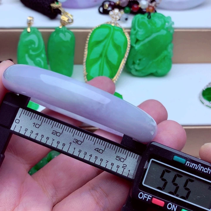 翡翠未镶嵌手镯＿－