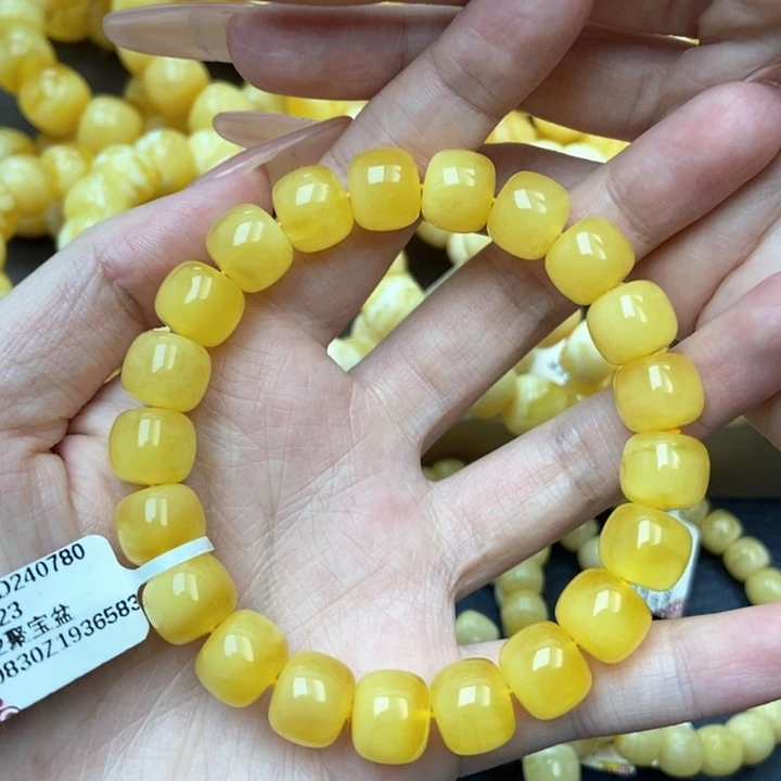 琥珀未镶嵌珠宝奇石11