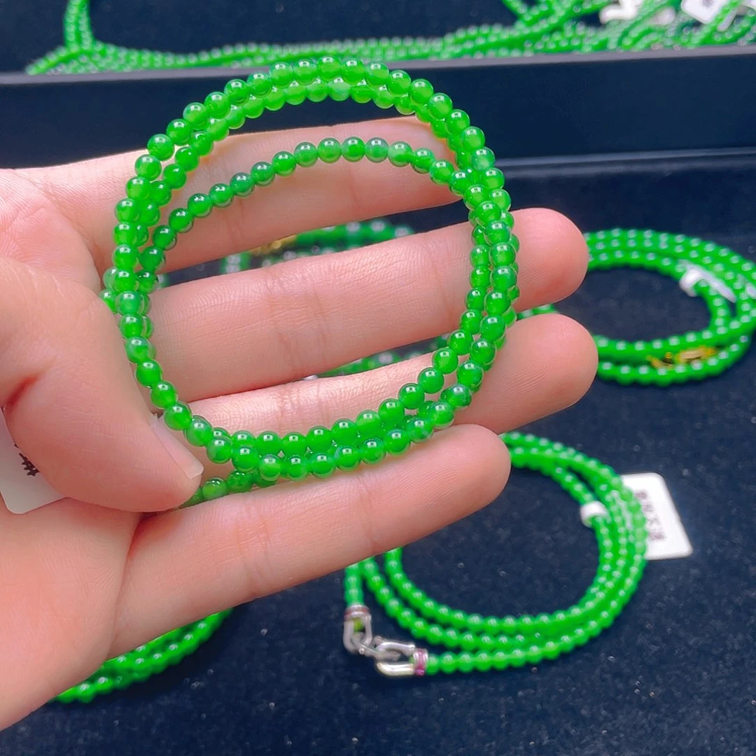 翡翠未镶嵌颈饰