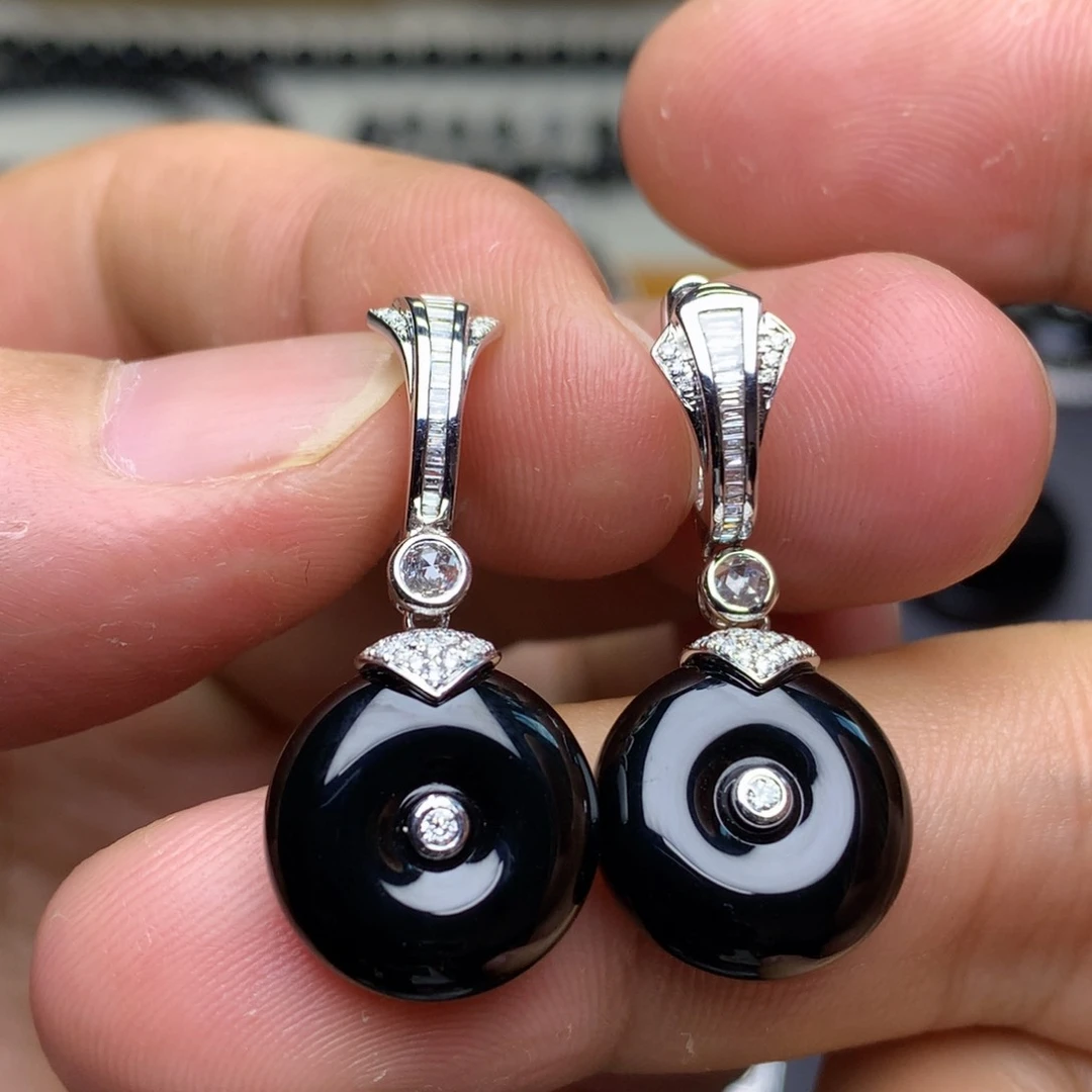 18K金镶嵌翡翠耳饰墨翠耳坠