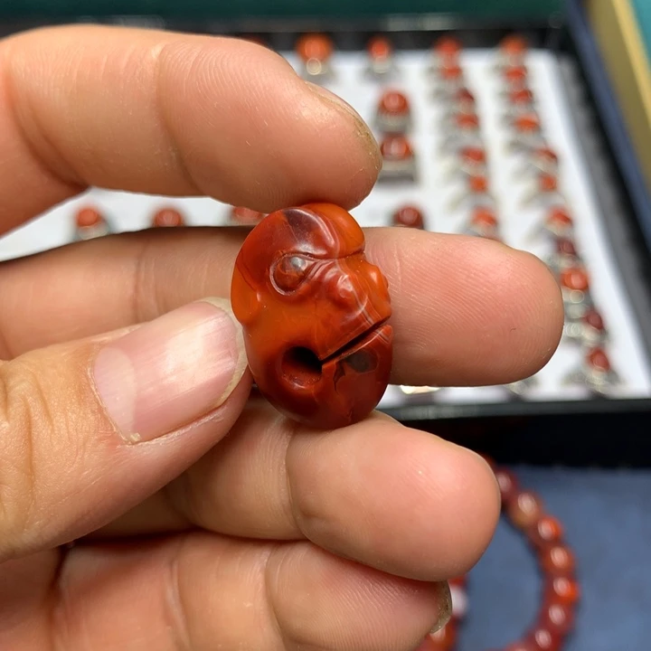 南红玛瑙吊坠(不含链)未镶嵌