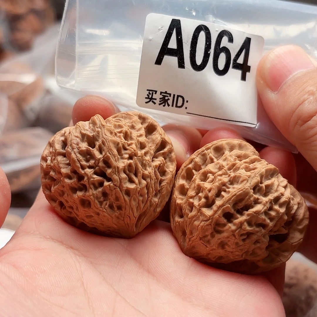 把件文玩核桃虎头王A064