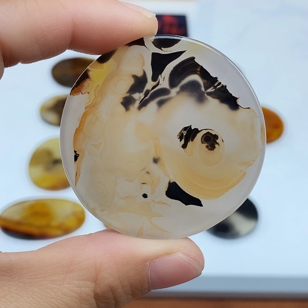 玛瑙/玉髓未镶嵌珠宝半成品