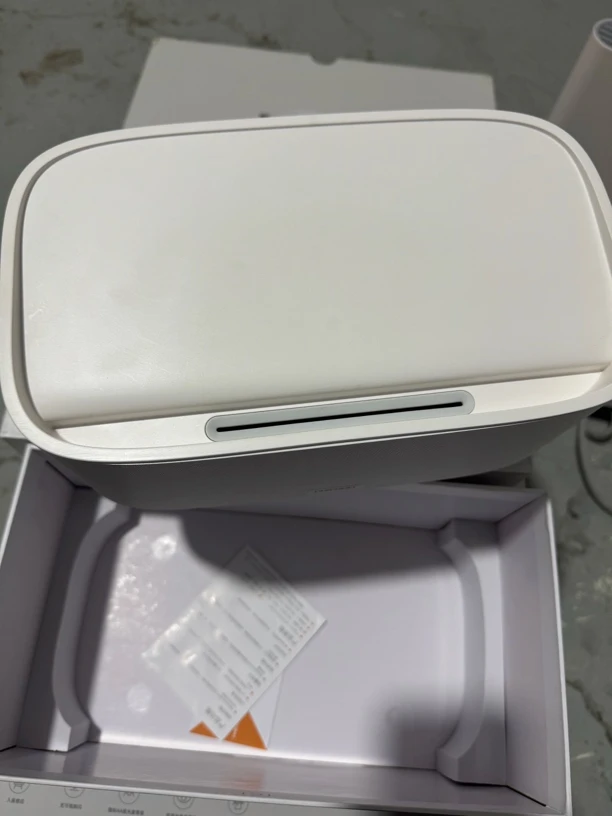 95新  飞讯插排移动办公2500W