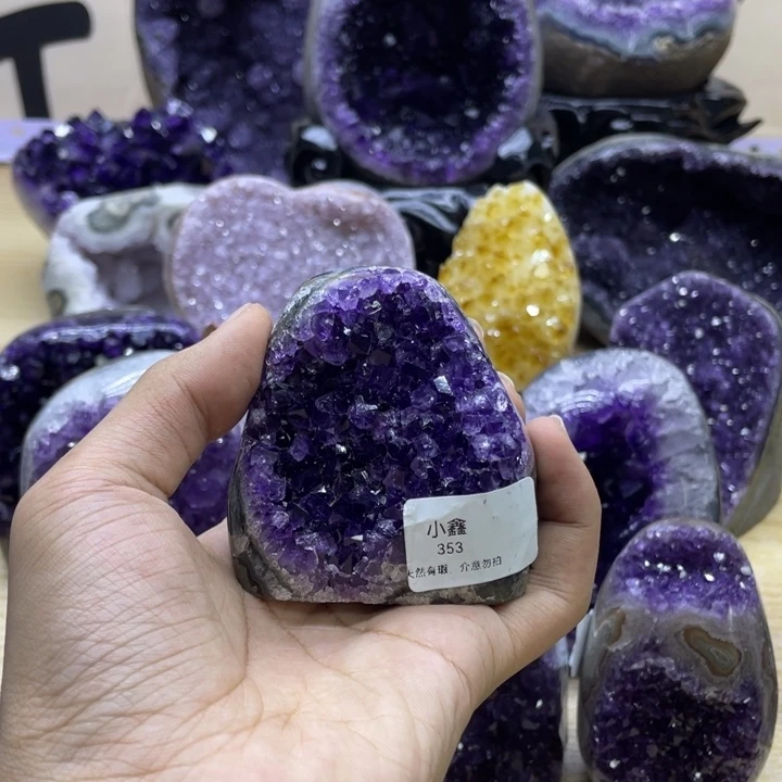 未镶嵌大型摆件（非配饰）紫晶
