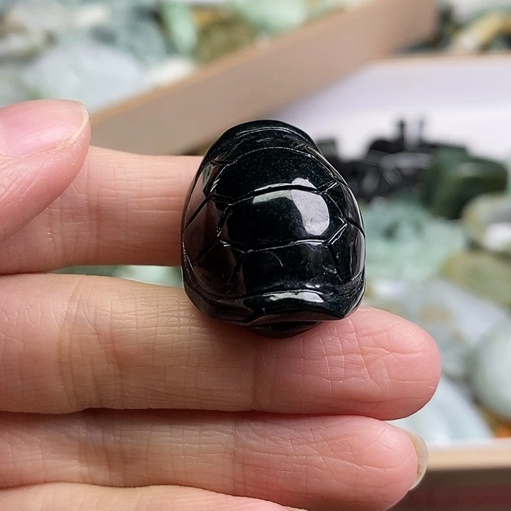 六***耳翡翠未镶嵌颈饰天然翡翠
